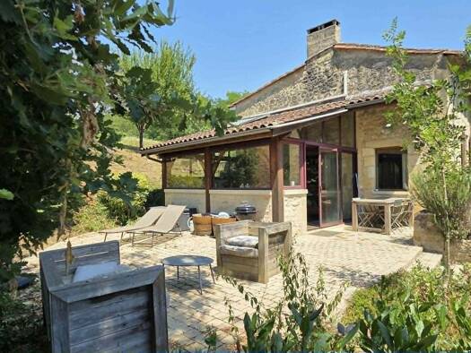 Maison à vendre 522 000 € 8 pièces 4 chambres 183 m² 6 618 m² de terrain Le Tourne 33550