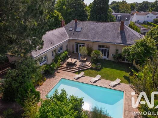 Demeure à vendre 1 190 000 € 10 pièces 8 chambres 320,64 m² 1 733 m² de terrain Pont du Cens-Côte d'Or Nantes 44300