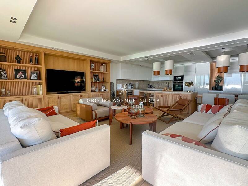 Maison à vendre, 177m², ROQUEBRUNE SUR ARGENS