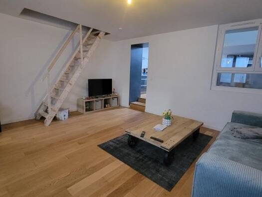 Appartement à louer 650 € 2 pièces 1 chambre 69 m² 1er étage Mairie-Stade-Bergereau-Depart Orthez 64300
