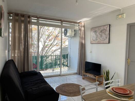 Colocation à louer 470 € 4 pièces 3 chambres 58 m² Étage 2/4 Pointe-à-Pitre 97110