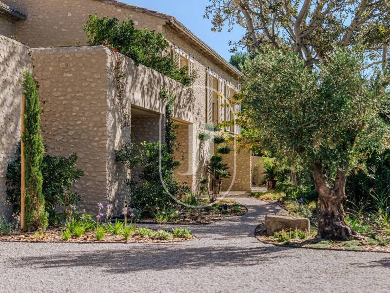 Maison à vendre, 460m², MAUSSANE LES ALPILLES