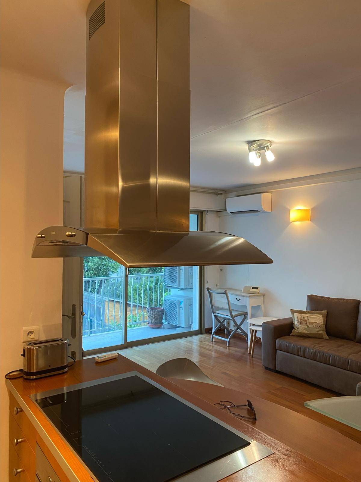 Maison à louer, 65m², CANNES