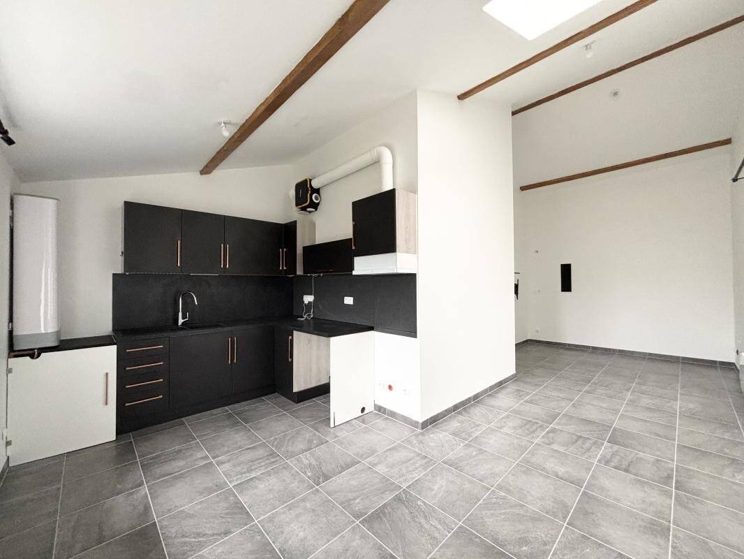 Maison à louer, 55m², BELLEVILLE