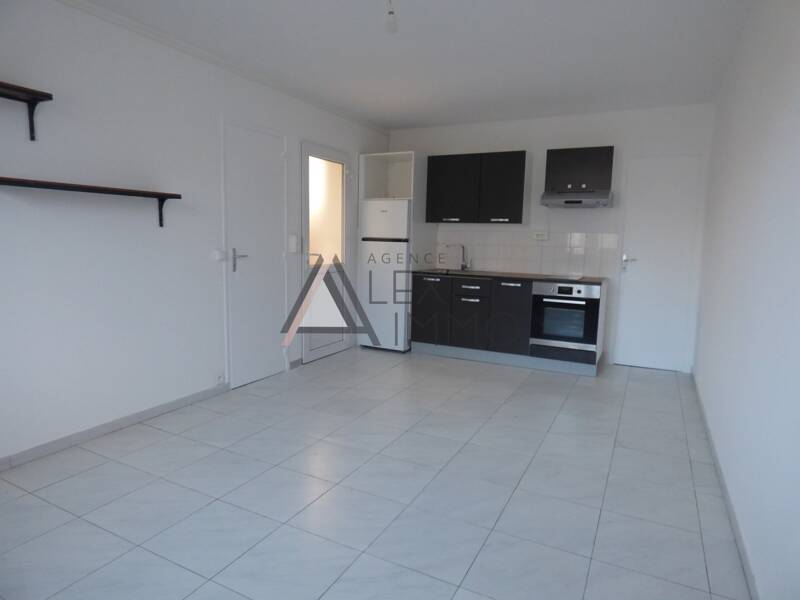 Maison à louer, 30m², MARSEILLE 12E