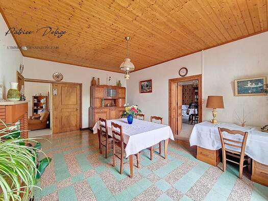 Maison à vendre 174 900 € 9 pièces 4 chambres 183 m² 1 553 m² de terrain Jarnac-Champagne 17520