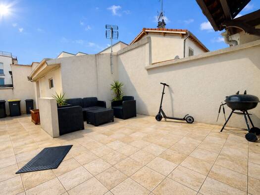 Appartement à vendre 233 000 € 2 pièces 1 chambre 37,8 m² RDC Romainville 93230