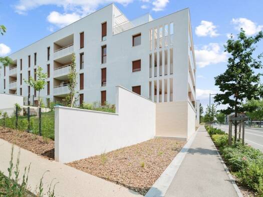 Studio à louer 797 € 1 pièce 32 m² 3ème étage dès le 27/04/2026 Centre Gex 01170