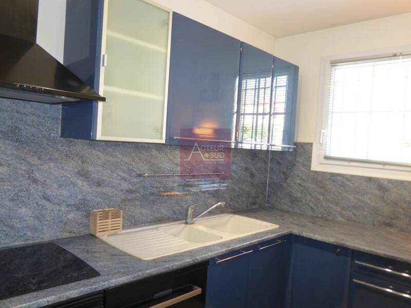 Maison à louer, 95m², SAINT CLEMENT DE RIVIERE