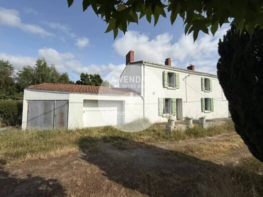 Maison à vendre 199 900 € 5 pièces 3 chambres 95,1 m² 1 182 m² de terrain La Vallée Divatte-sur-Loire 44450
