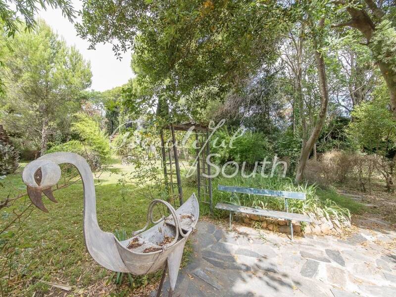 Maison à vendre, 956m², PERPIGNAN