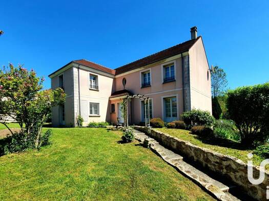 Maison à vendre 540 000 € 8 pièces 5 chambres 218 m² 2 936 m² de terrain Maisoncelles-en-Brie 77580