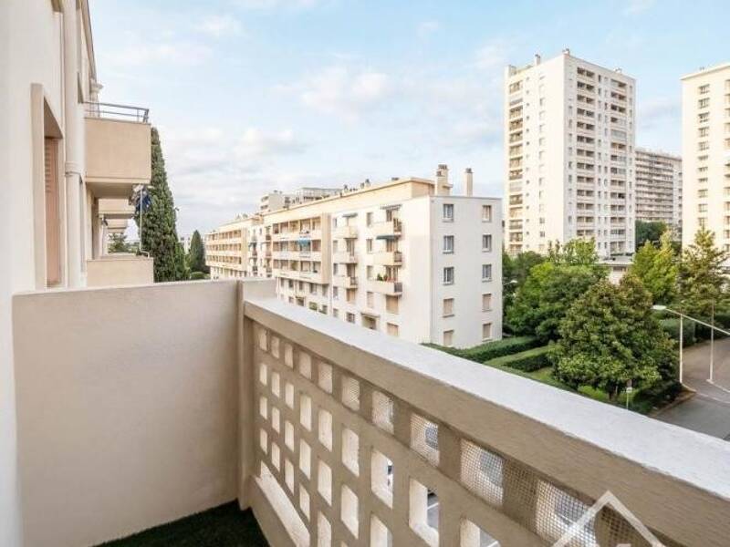 Maison à louer, 57m², MARSEILLE 9E