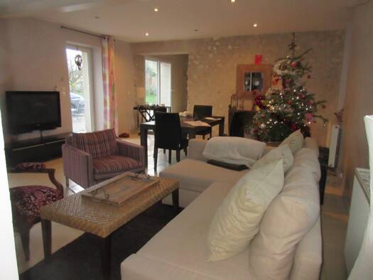 Maison à louer 1 076 € 4 pièces 3 chambres 113 m² Neuilly 27730