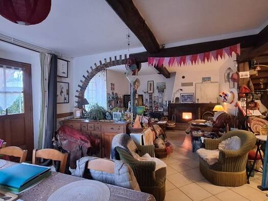 Maison à vendre 185 000 € 7 pièces 6 chambres 204 m² 585 m² de terrain Saleich 31260