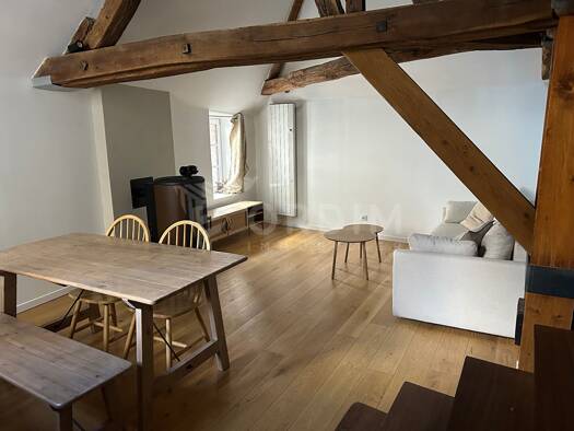 Maison à louer 988 € 3 pièces 2 chambres 96 m² Saint Germain-Hôtel de Ville-Saint Pierre Auxerre 89000