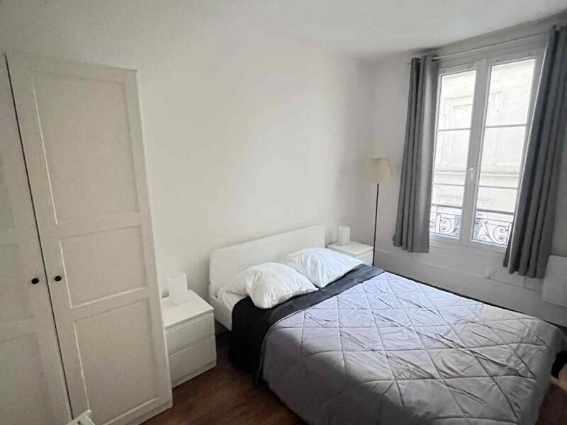 Maison à louer, 24m², PARIS 18E