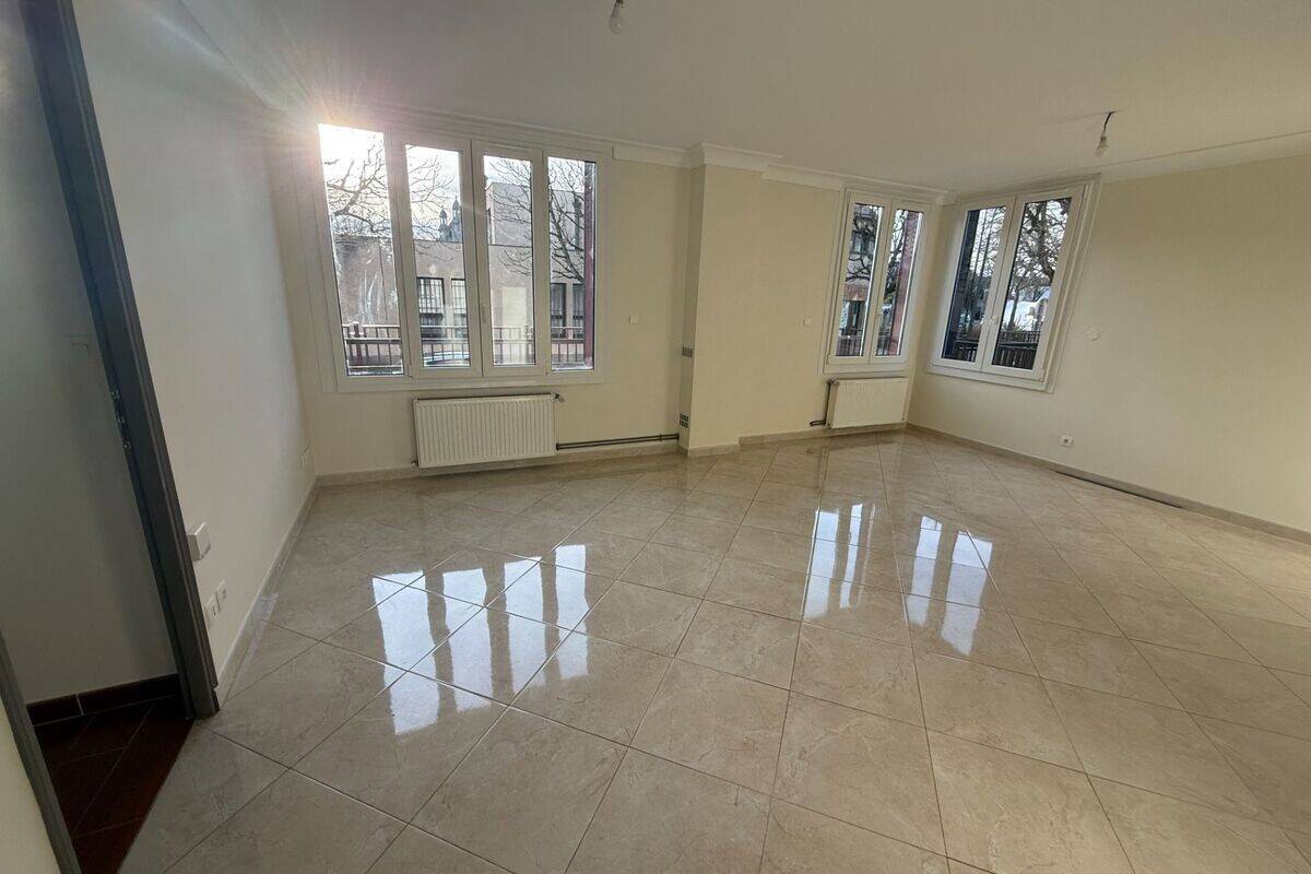 Maison à louer, 63m², SAINT MAUR DES FOSSES