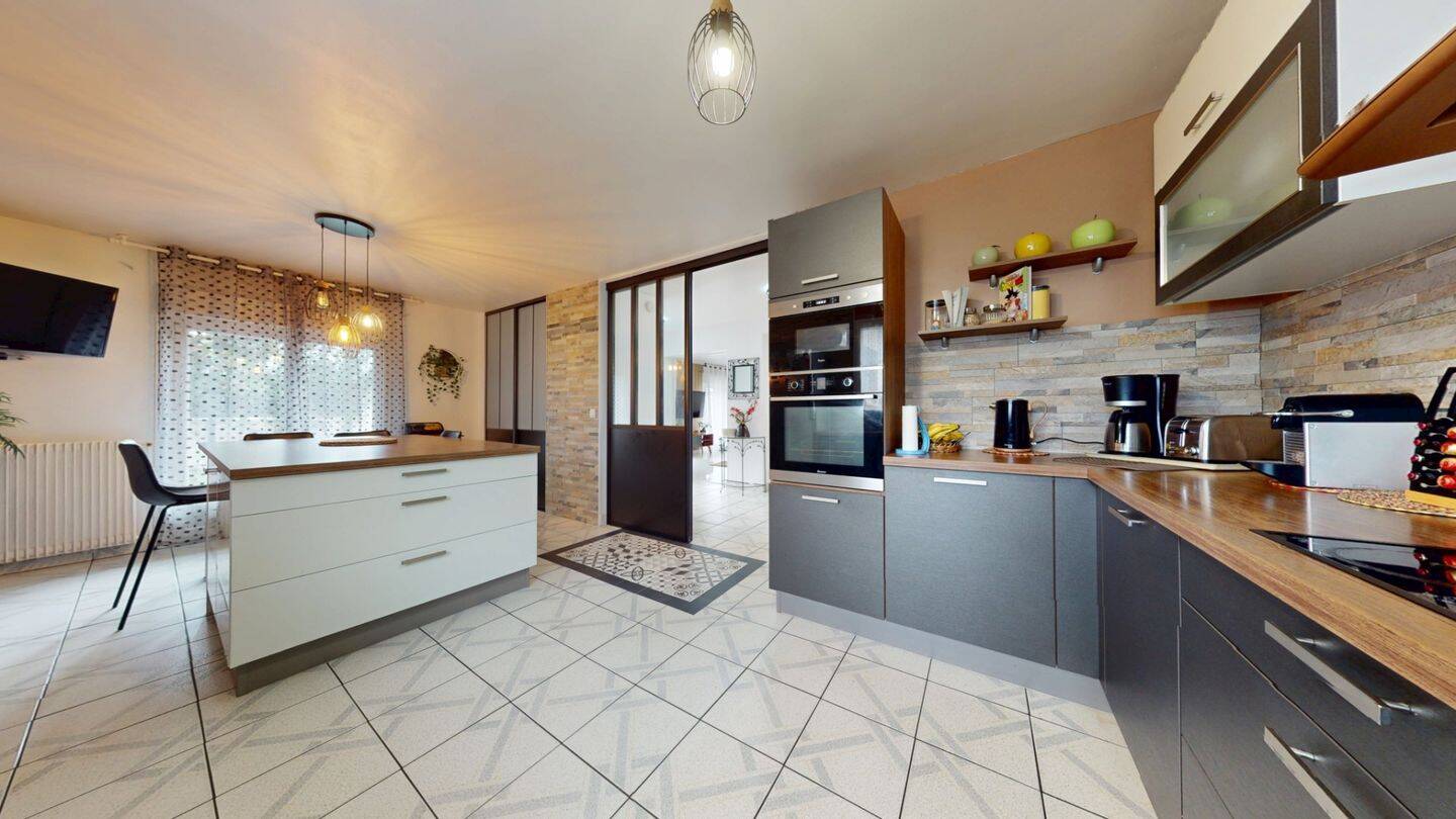 Maison à vendre, 136m², MONTIGNY LES CORMEILLES