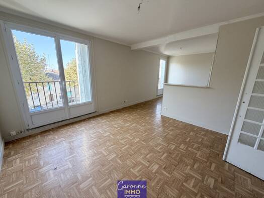 Appartement à vendre 55 000 € 3 pièces 2 chambres 68,8 m² RDC Tonneins 47400