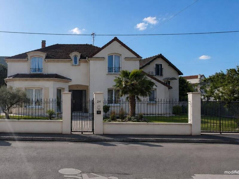 Maison à vendre, 158m², SAINT MAUR DES FOSSES