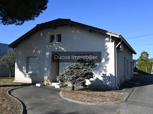 Local d'activités à louer 880 € 150 m² d'espace de stockage Marmande 47200