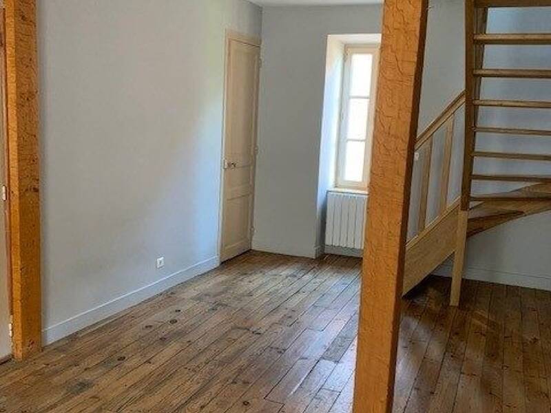 Maison à louer, 37m², VOUTEZAC