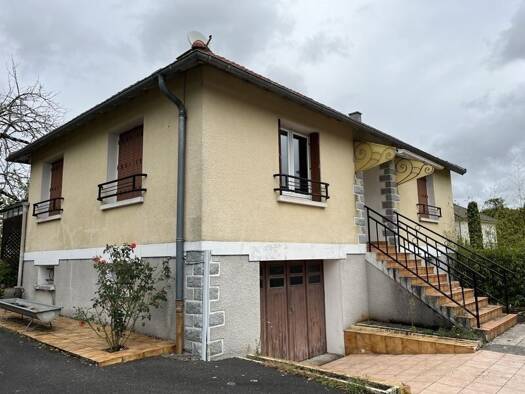 Maison à vendre 103 740 € 4 pièces 2 chambres 72 m² 867 m² de terrain Val d'Issoire 87330