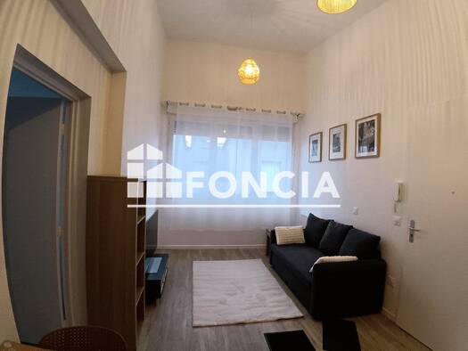 Appartement à louer 1 050 € 2 pièces 1 chambre 39,2 m² RDC Elisa Aubergenville 78410