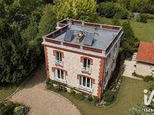 Demeure à vendre 429 000 € 8 pièces 4 chambres 160 m² 2 374 m² de terrain Misy-sur-Yonne 77130