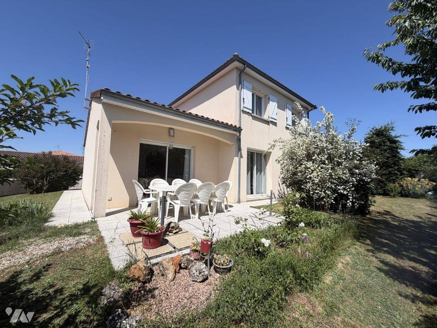 Maison à vendre, 111m², BIARD