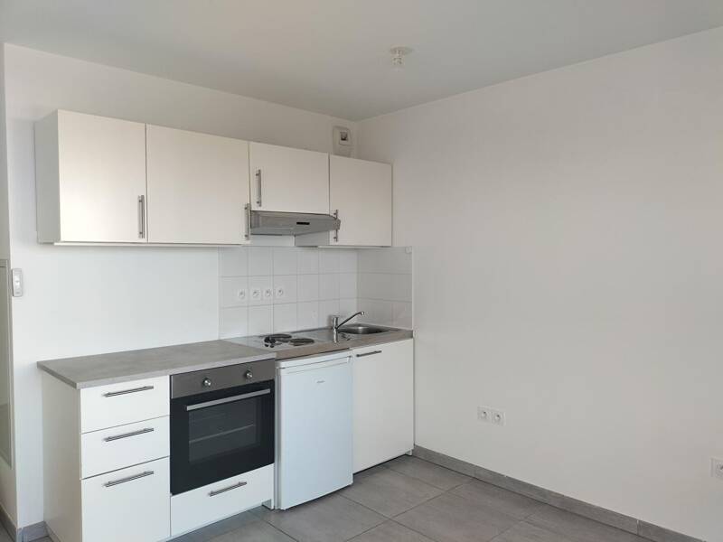 Maison à louer, 21m², MARSEILLE 9E