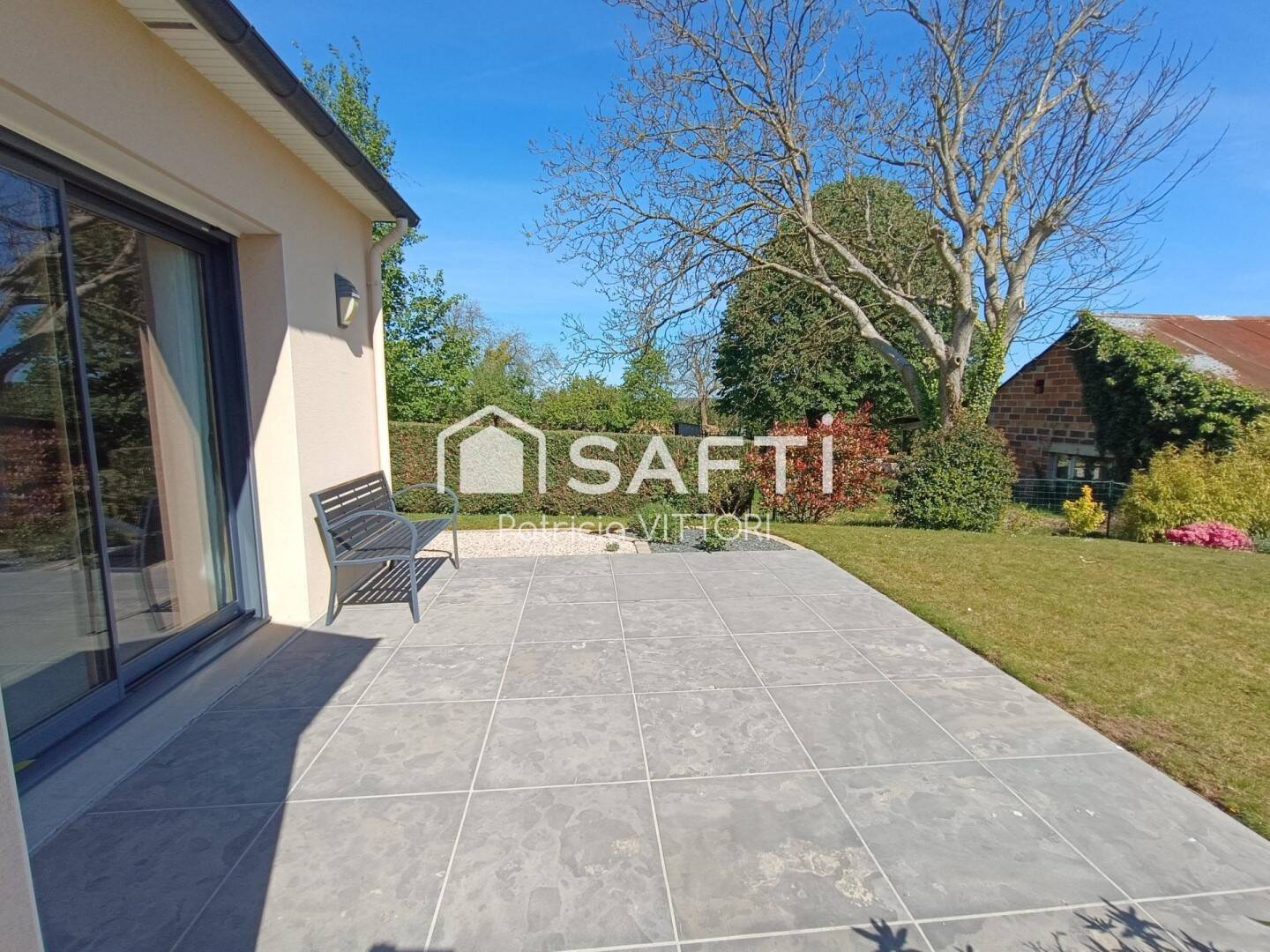 Maison à vendre, 100m², SAINT HILAIRE DU MAINE