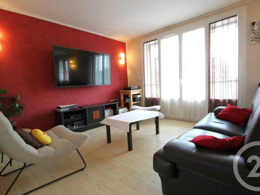Appartement à vendre 189 000 € 5 pièces 3 chambres 80,74 m² Étage 3/3 Saint-Michel-sur-Orge 91240