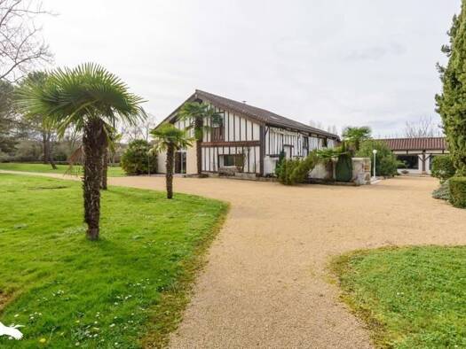 Maison à vendre 247 800 € 5 pièces 3 chambres 173 m² 2 000 m² de terrain Barcelonne-du-Gers 32720