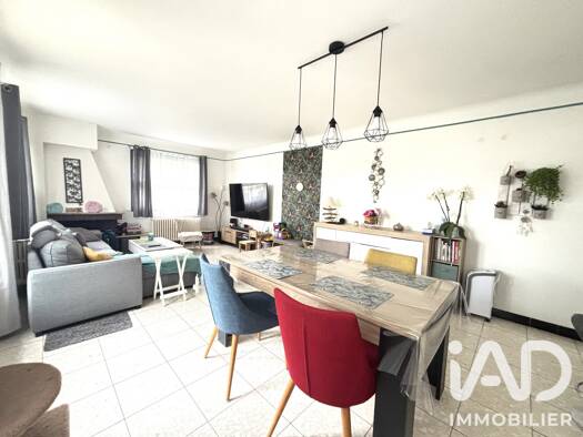 Maison à vendre 173 000 € 4 pièces 2 chambres 83 m² 656 m² de terrain Ailly-sur-Noye 80250