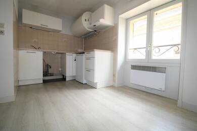 Appartement à louer 498 € 3 pièces 2 chambres 44 m² 2ème étage Est Belleville 69220