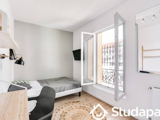 Appartement à louer 725 € 1 pièce 5 chambres 12 m² dès le 21/08/2026 Chemin de l'île Nanterre 92000
