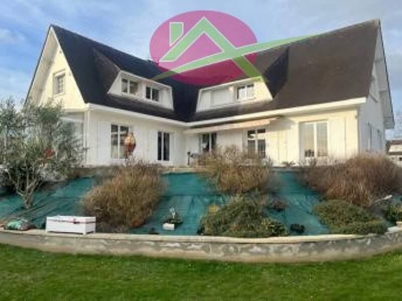 Maison à vendre, 225m², SAINT OUEN DU TILLEUL