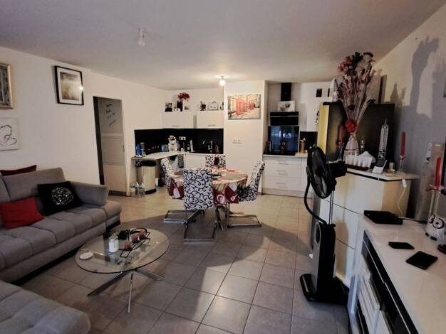 Appartement à vendre 169 900 € 3 pièces 2 chambres 60 m² RDC Coopérative Agde 34300