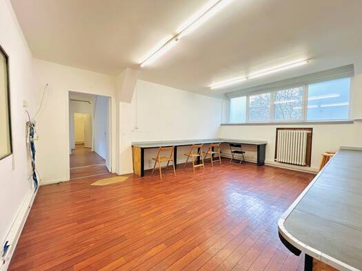 Loft à louer 2 500 € 5 pièces 125 m² RDC Cité Pierre et Marie Curie Ivry-sur-Seine 94200