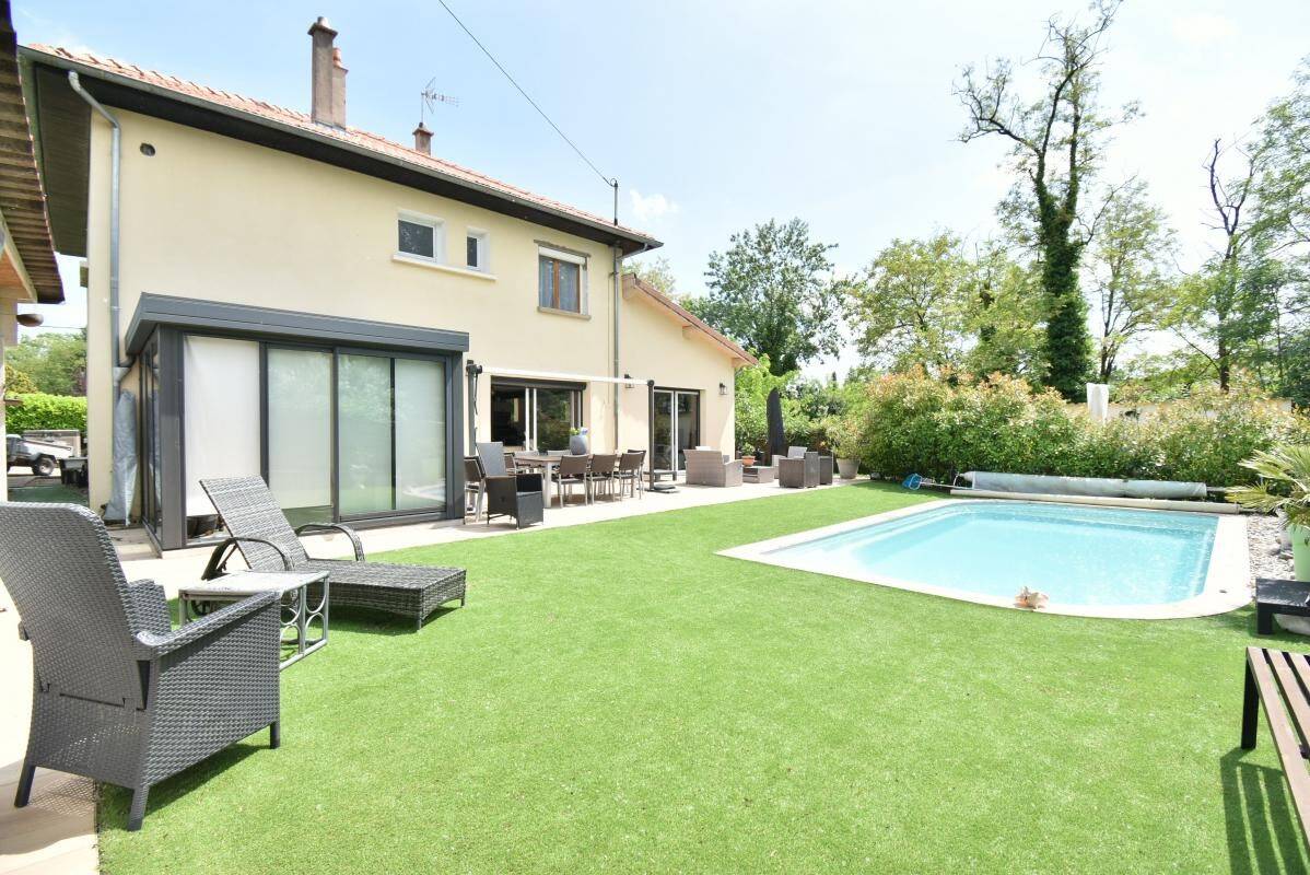 Maison à vendre, 155m², VILLIEU LOYES MOLLON