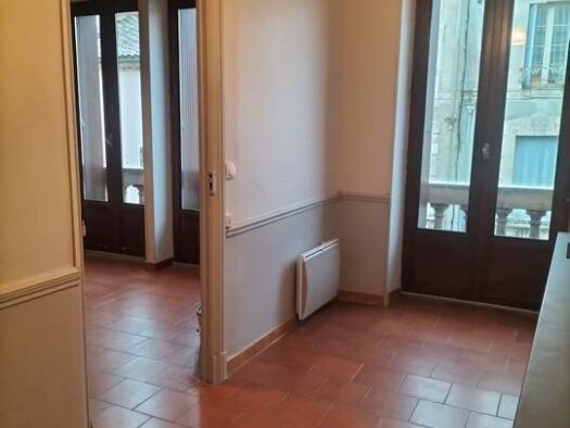 Appartement à louer 410 € 1 pièce 28 m² Ecarts Narbonne 11100