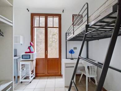 Appartement à louer 327 € 1 pièce 15 m² RDC Poincaré-Foch-Anatole France Nancy 54000