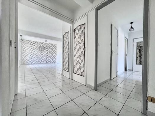 Appartement à vendre 123 000 € 3 pièces 2 chambres 81,25 m² Étage 4/4 Moulin à Vent-Vertefeuille Perpignan 66100