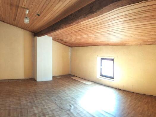 Maison à vendre 97 000 € 7 pièces 3 chambres 93 m² Meysse 07400