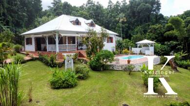 Villa à vendre 540 000 € 6 pièces 5 chambres 120 m² 4 000 m² de terrain Saint-Claude 97120