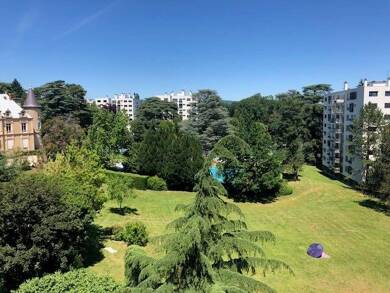 Appartement à louer 945 € 3 pièces 2 chambres 68,5 m² Étage 2/7 Centre Ecully 69130