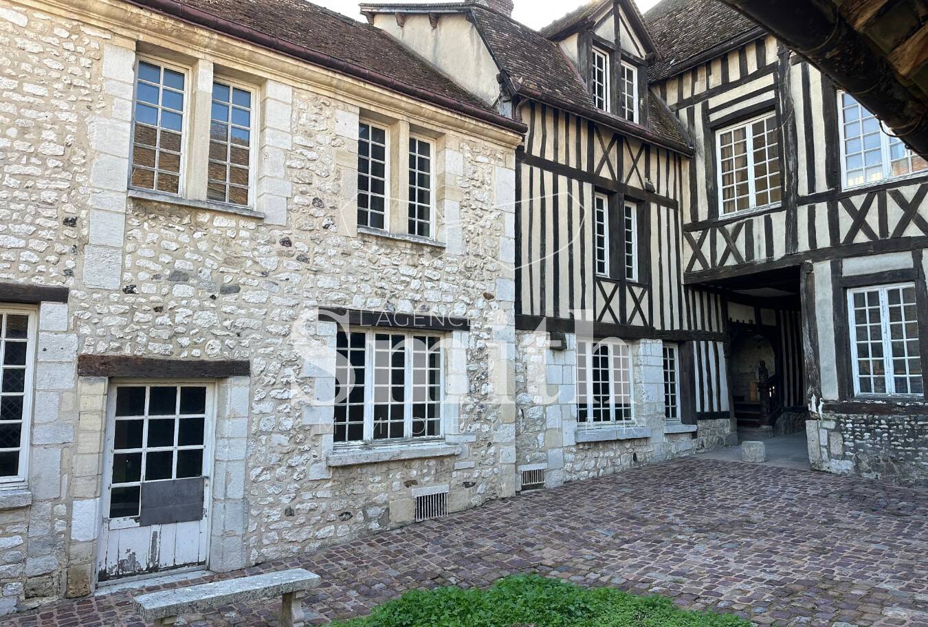 Maison à vendre, 400m², PONT DE L'ARCHE