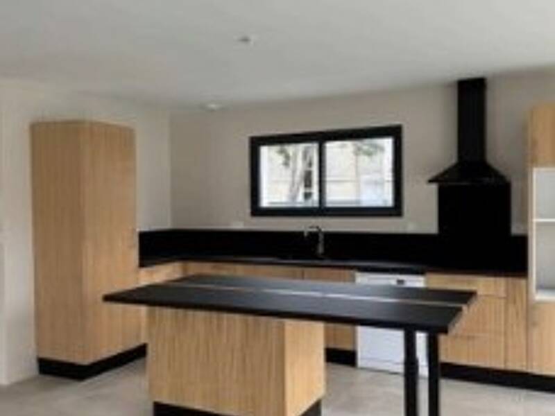 Maison à louer, 145m², MARTIGNAS SUR JALLE